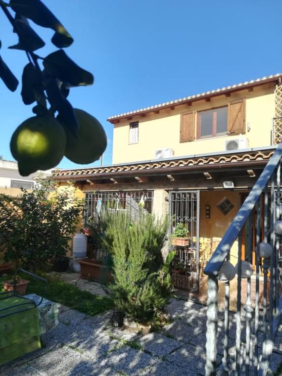 Appartamento Casa Cocco Sant Isidoro  Esterno foto