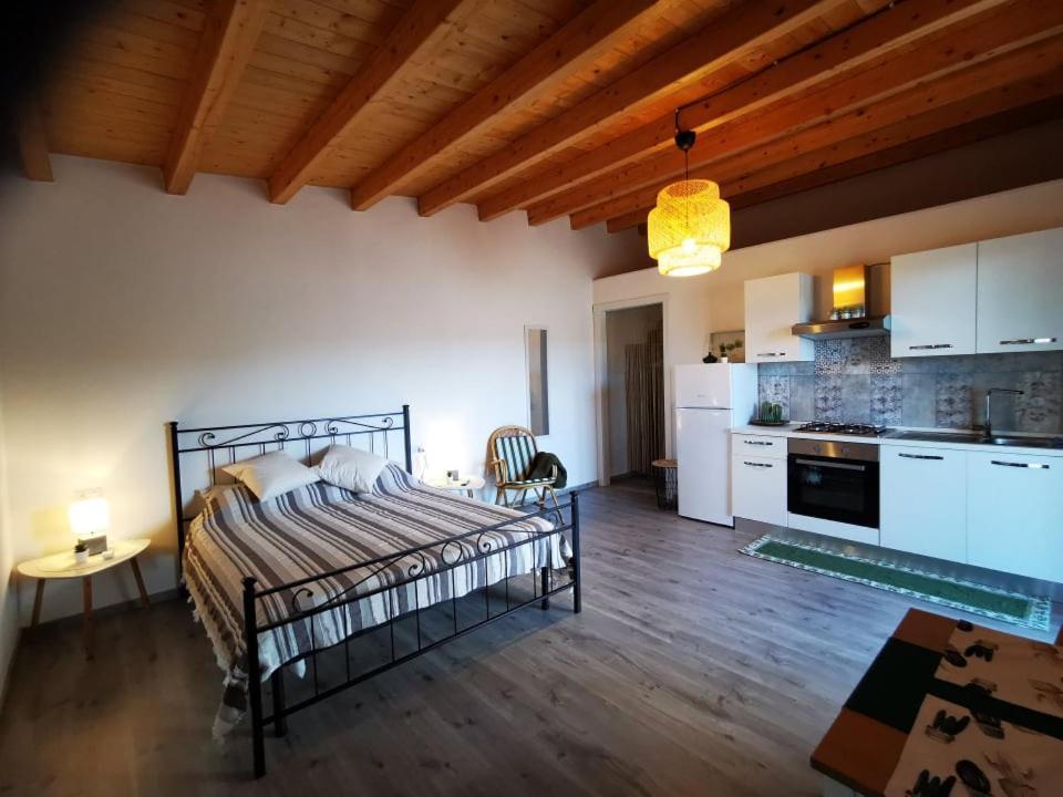 Appartamento Casa Cocco Sant Isidoro  Esterno foto