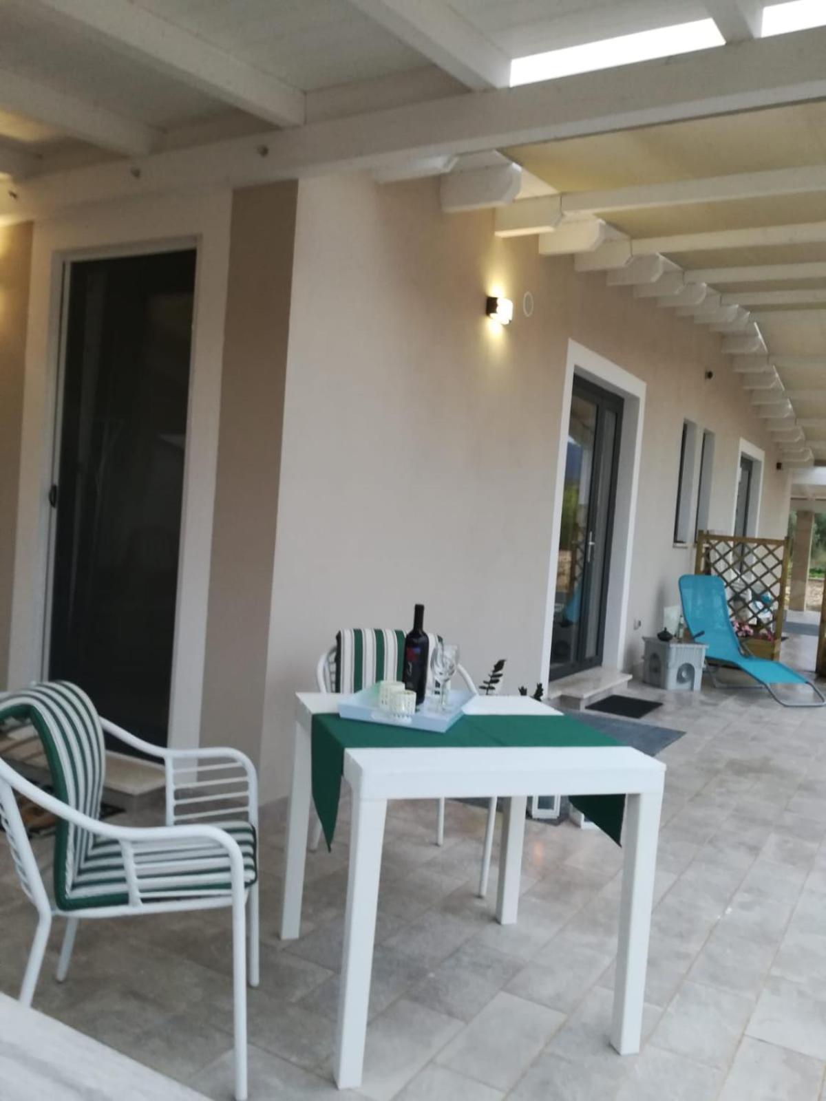Appartamento Casa Cocco Sant Isidoro  Camera foto